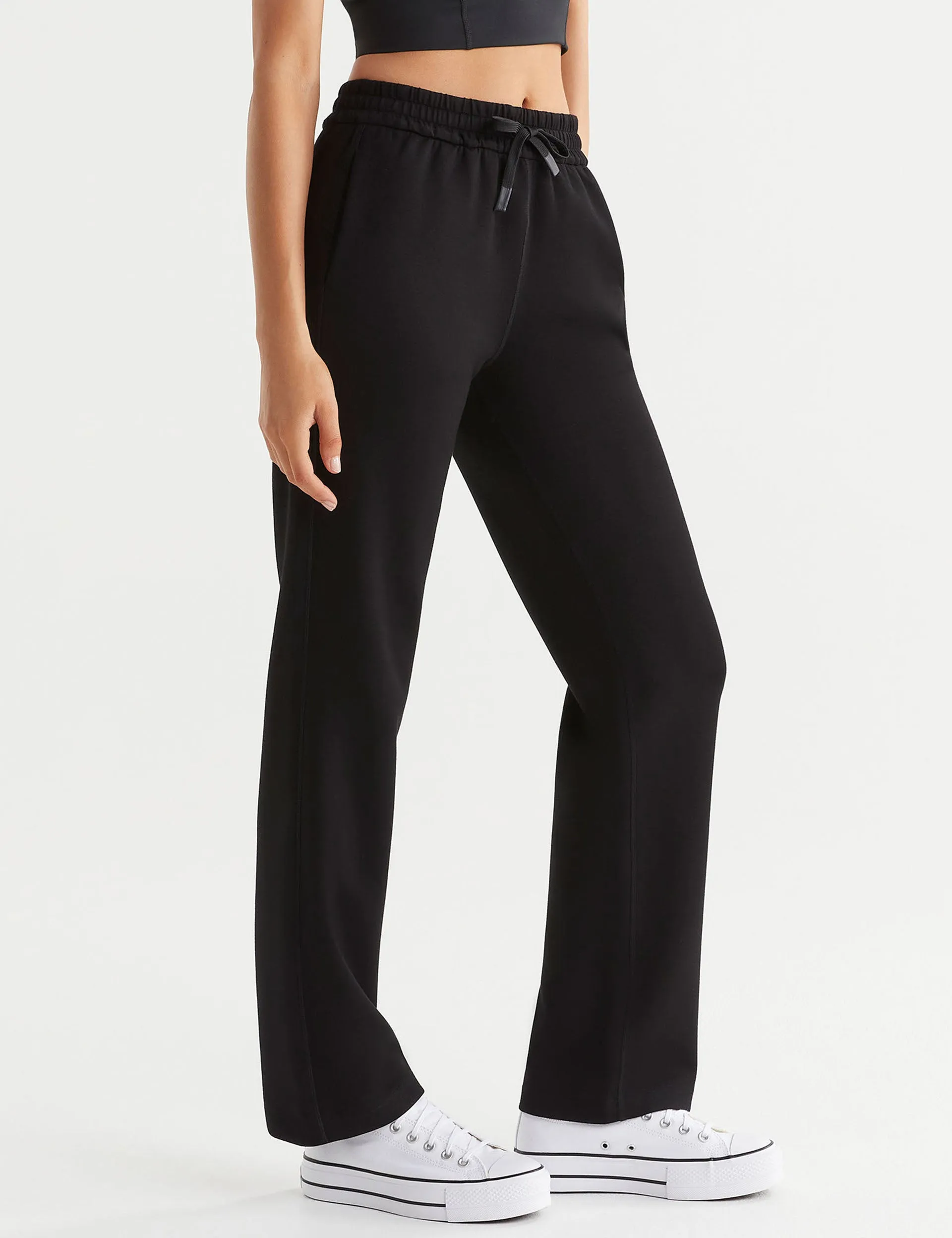 Aimie Relaxed Fit Jogger - Black
