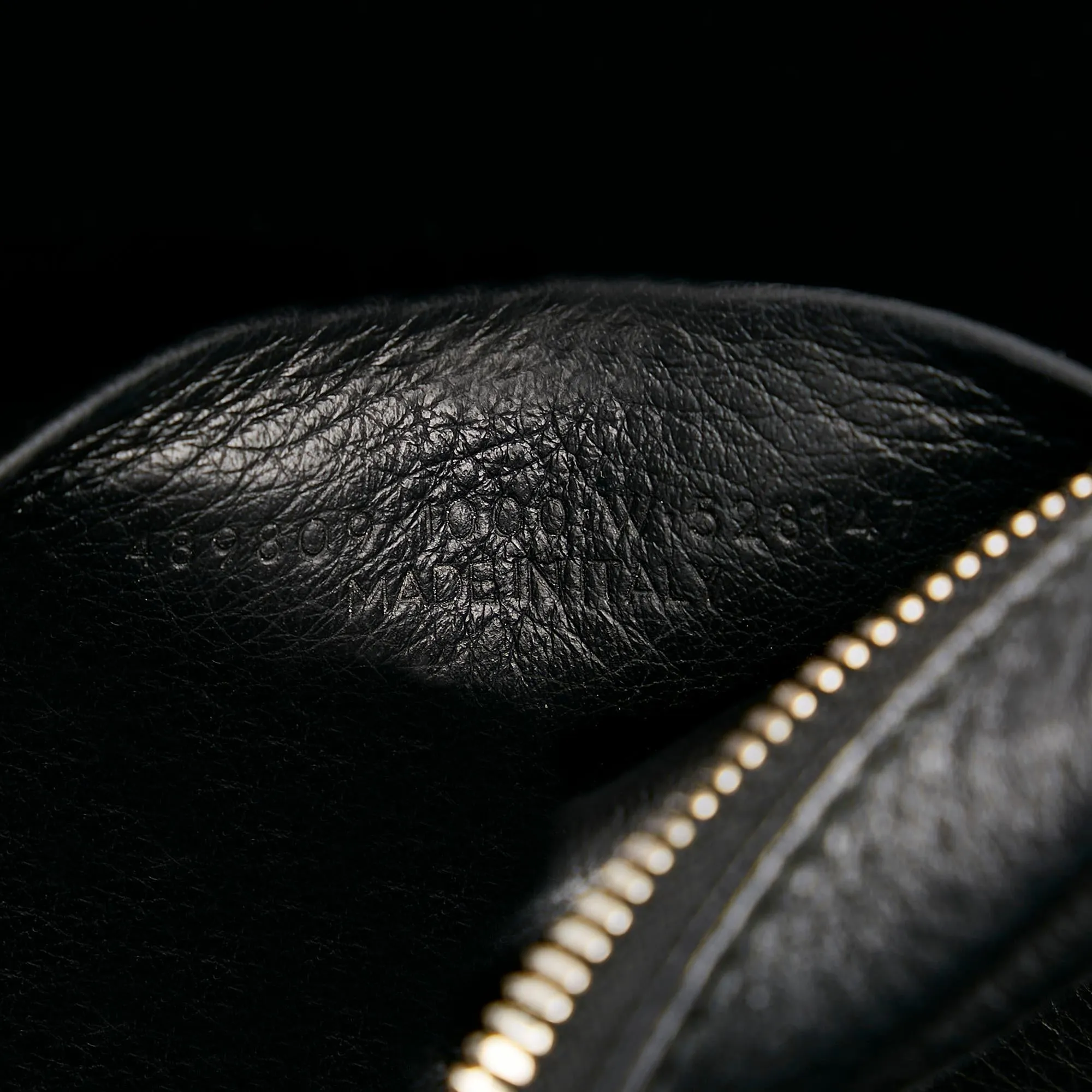 Balenciaga Everyday Crossbody (SHG-Ihiuvl)