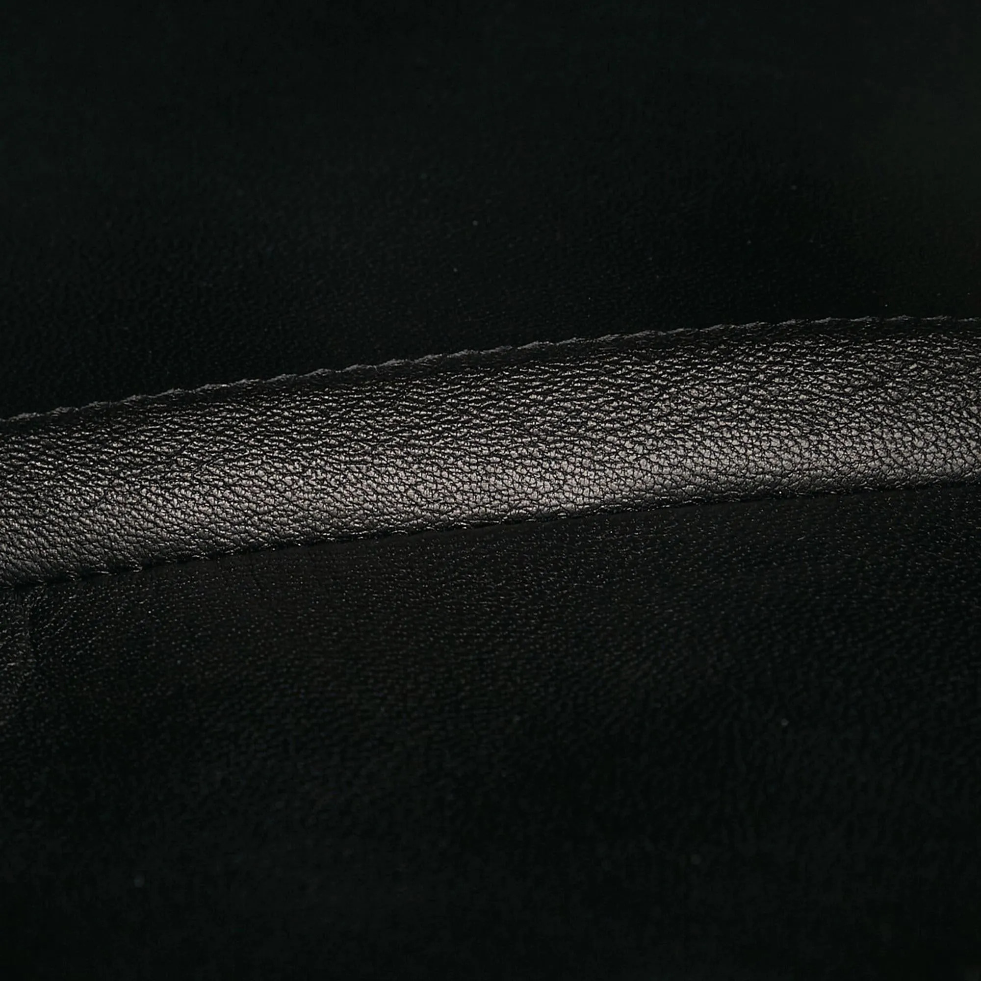 Balenciaga Everyday Pouch (SHG-34918)