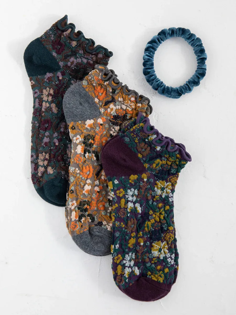 Blossom Ankle Socks & Scrunchies Set