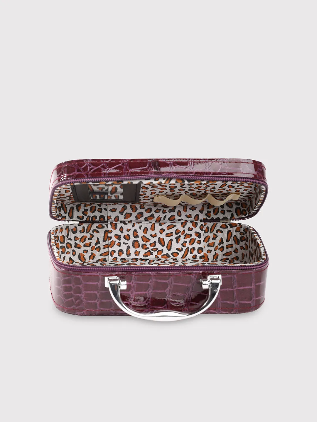 Caprese Cortney Vanity Case Small Purple