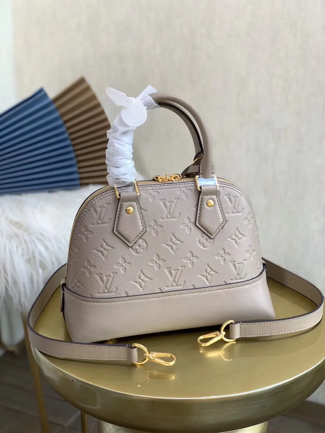 Designer Bag - LOV - 5908
