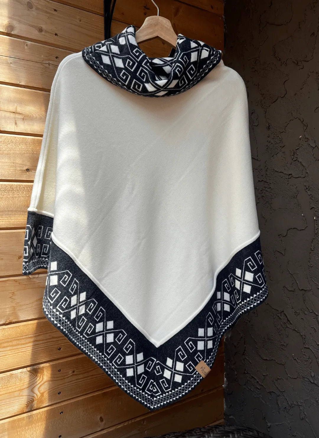 Everyday Poncho - White