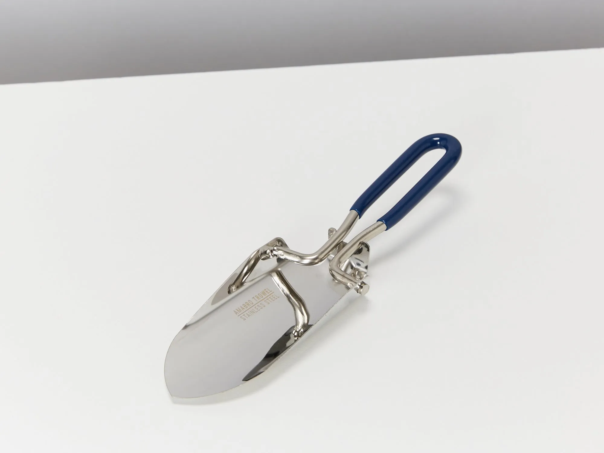 Folding Trowel