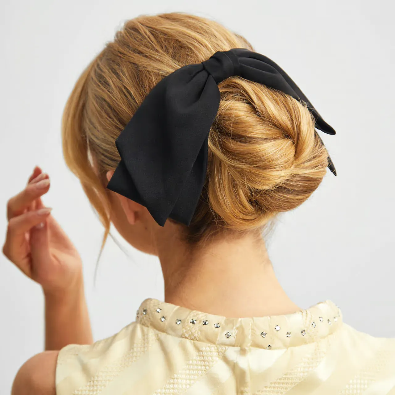 Kitsch Recycled Fabric Bow Hair Clip 1pc- Black
