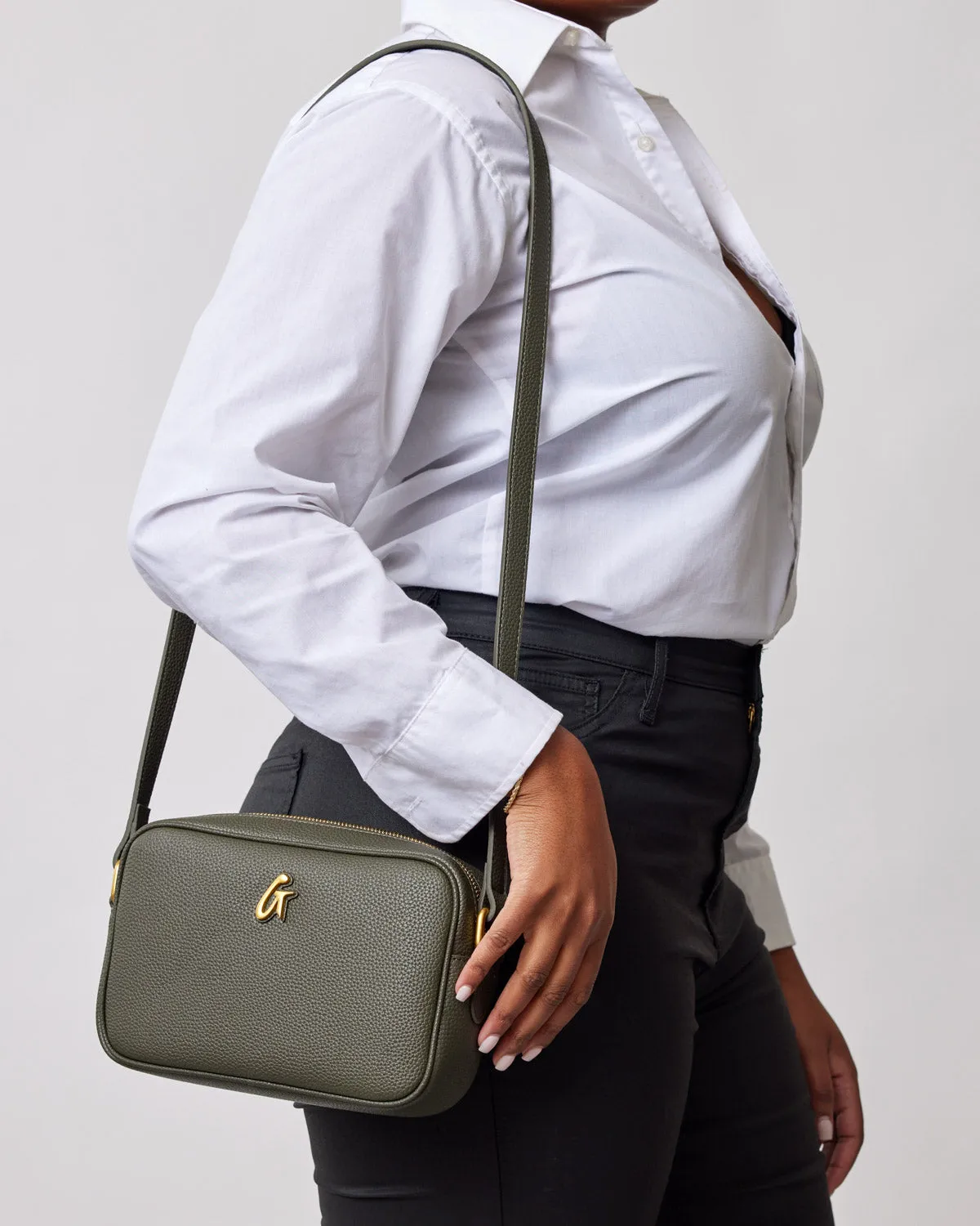 PEBBLE CAMERA BAG OLIVE GREEN