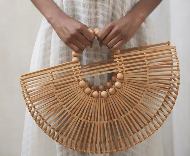 Semi-Circular Wooden Bead Woven Clutch – Stylish Beach & Rattan Bag