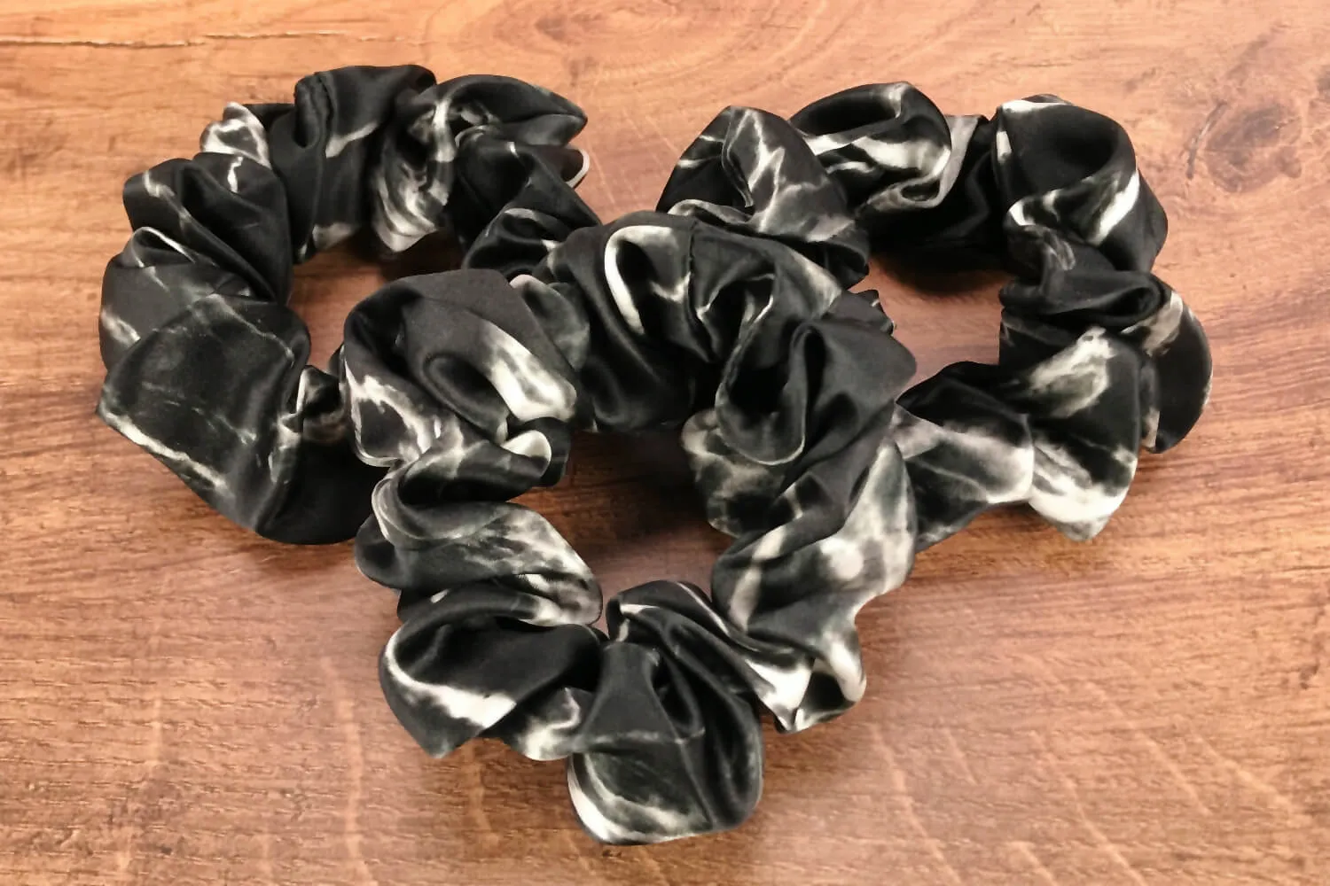 Silk Hair Ties - Black Marble (Large)