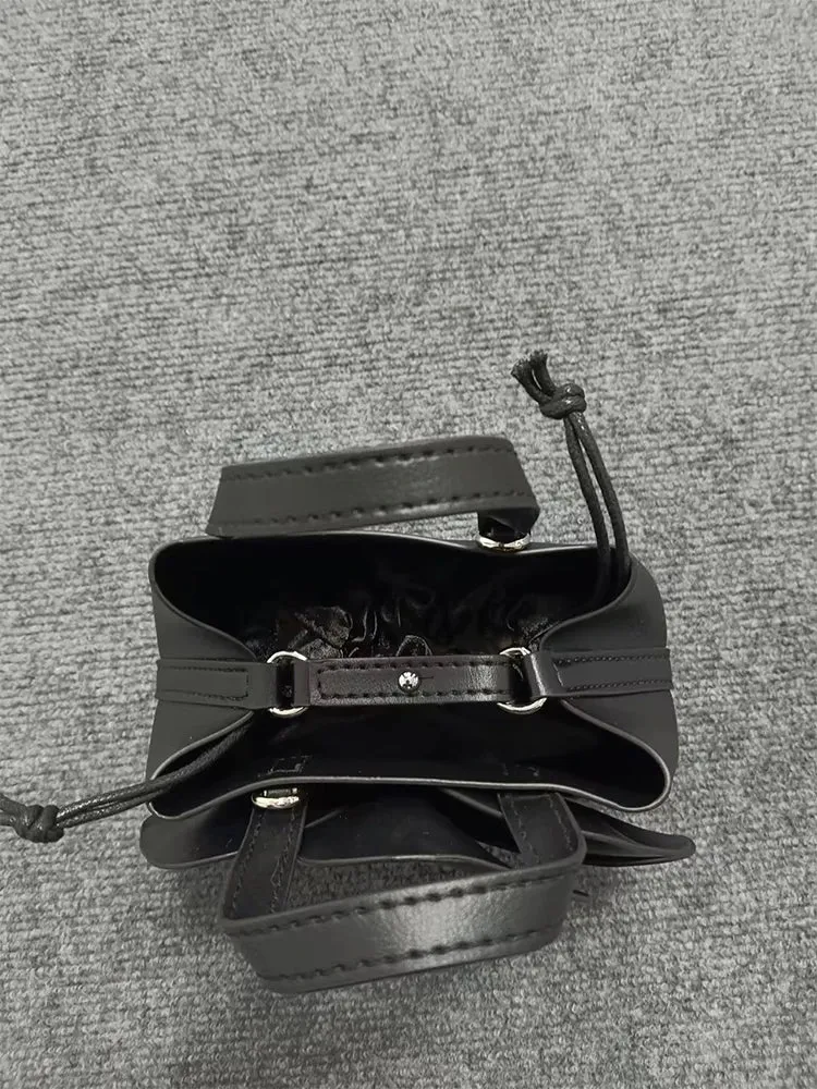 Solid Patchwork Appliques Elegant Designer Handbag For Women High Quality Temperament Mini Handbag Female Fashion Style New