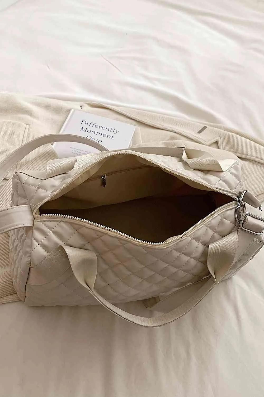 TEEK - Large Cuddle Quilt Duffle Handbag