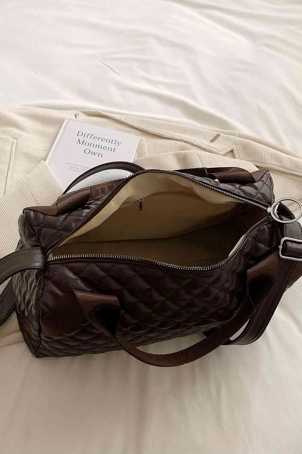TEEK - Large Cuddle Quilt Duffle Handbag