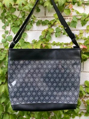 Zip-Up Tote Bag - Geo Japanese